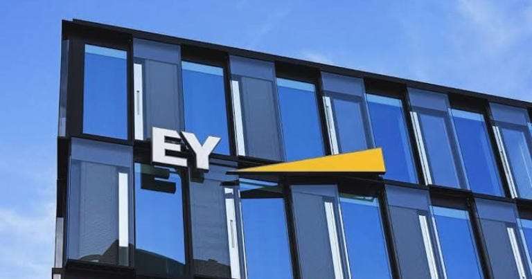 EY Employee who allegedly died of "overwork", her father suggest proposing legislation in Parliament for a "fixed calendar" to regulate working hours, to which Shashi Tharoor also Agreed